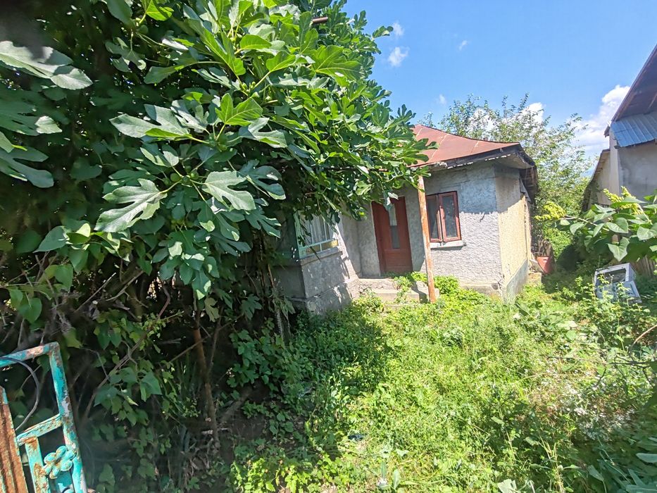 Teren de vanzare
