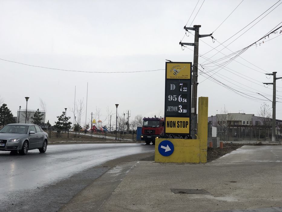 Totem benzinarie PECO , GPL , Jeton firma