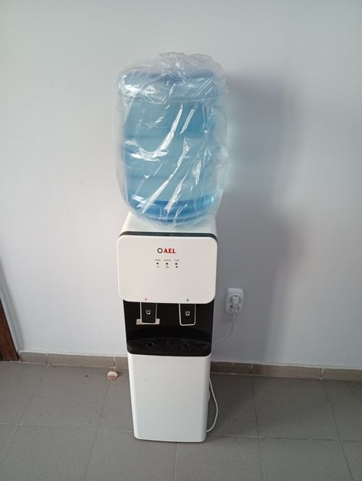 Кулеры для воды в отличном состоянии