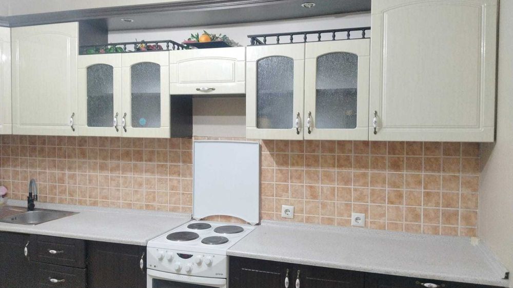 Продам кухонный гарнитур 3.5 м