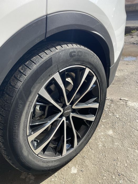 Продается JETOUR X 70 plus