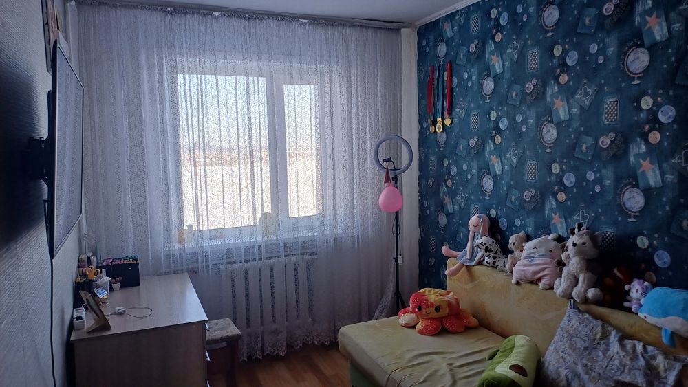 Караганда 23мкр дом 36, квартира очень тёплый солнечный старана,.