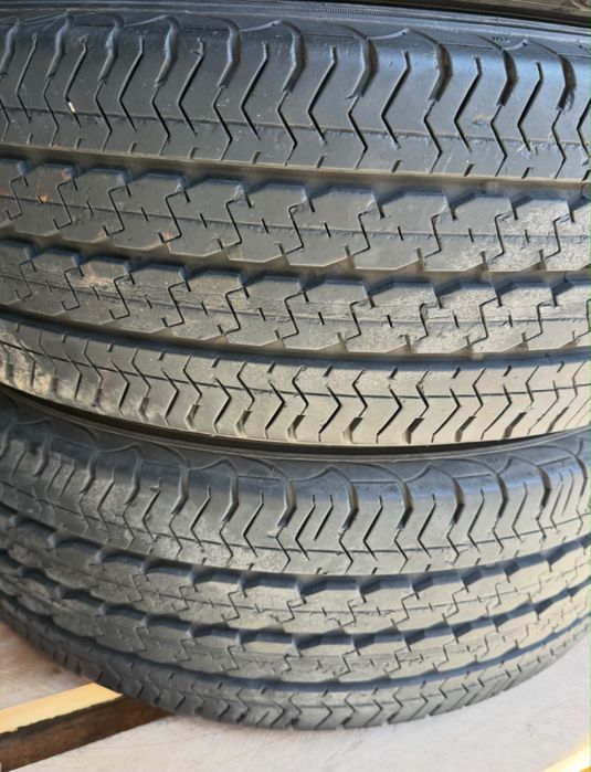 Летни гуми за бус Pirelli 215/65/15