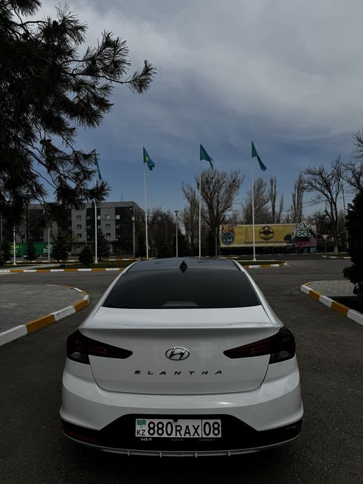 HYUNDAI ELANTRA 2019 сатылады