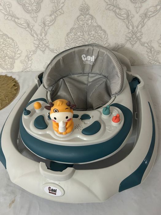 Детский ходунок новый колданылмаган.