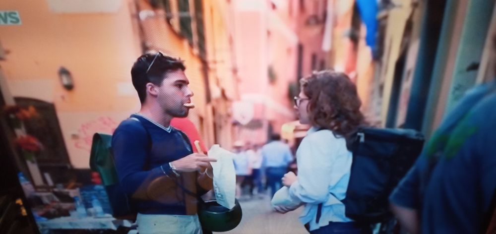 Отличен 32 инчов телевизор цифрови тунери