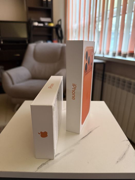 17 Pro, Cosmic Orange, 512GB Model A3523