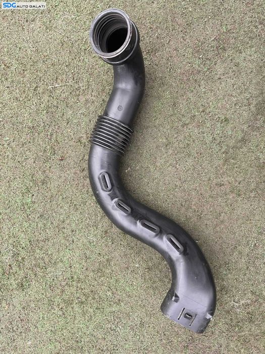 Tub Tubulatura Racord Deflector Admisie Aer Dacia Logan 2 2012 - 2019 Cod 165556691R 165556691 [C4526]