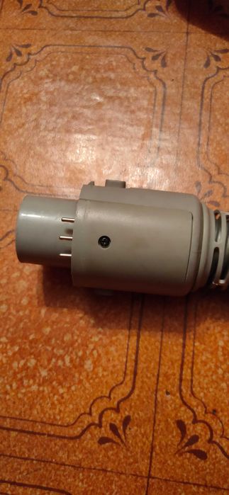 Продается шланг на пылесос Electrolux с ручным управлением