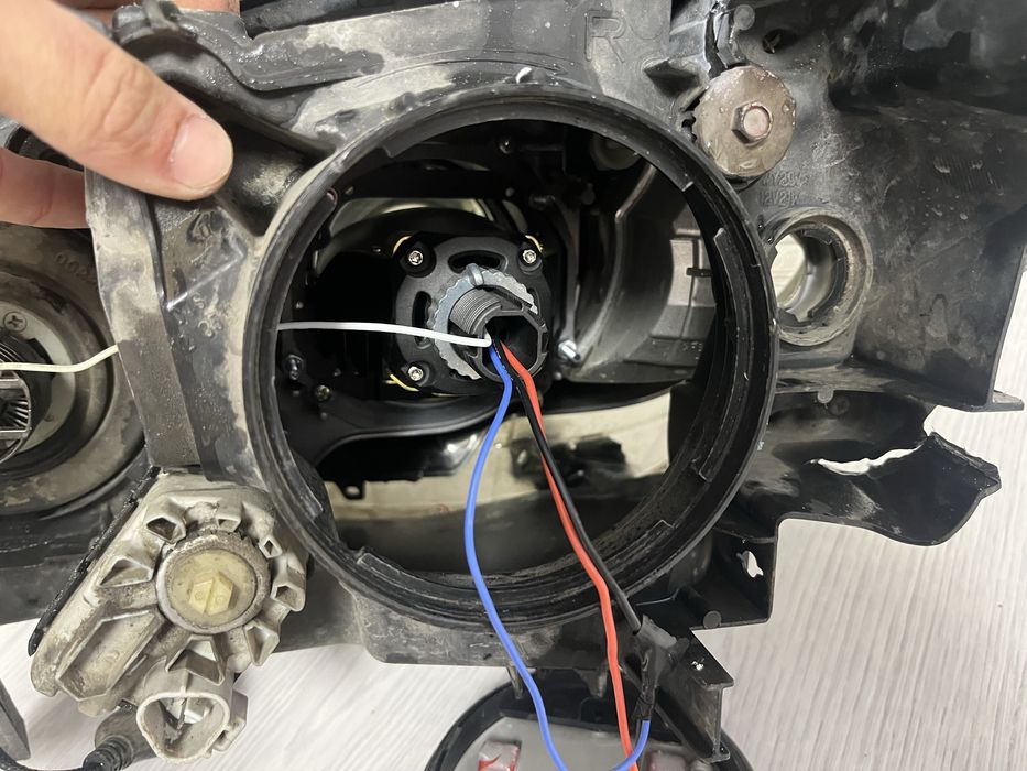 Камри 50 правый фар