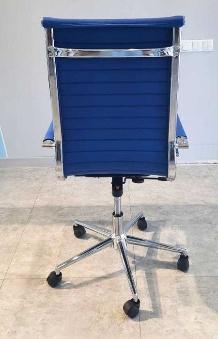 Кресло Delgado . Бесплатная доставка, гарантия