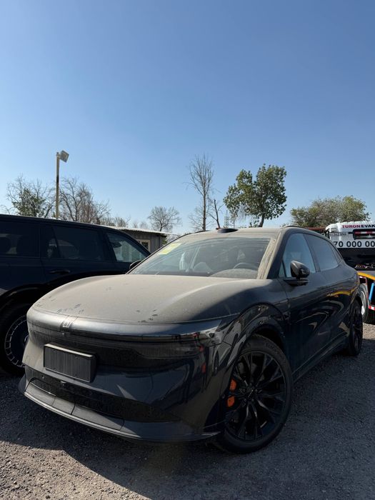 Zeekr 7x  long range awd
