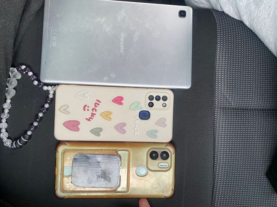 Планшет,2телефон б/у