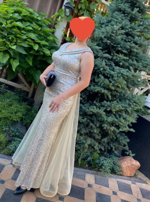 Продам вечернее платье 48 размера