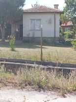 Къща с двор в с. Чуковец, обл. Перник