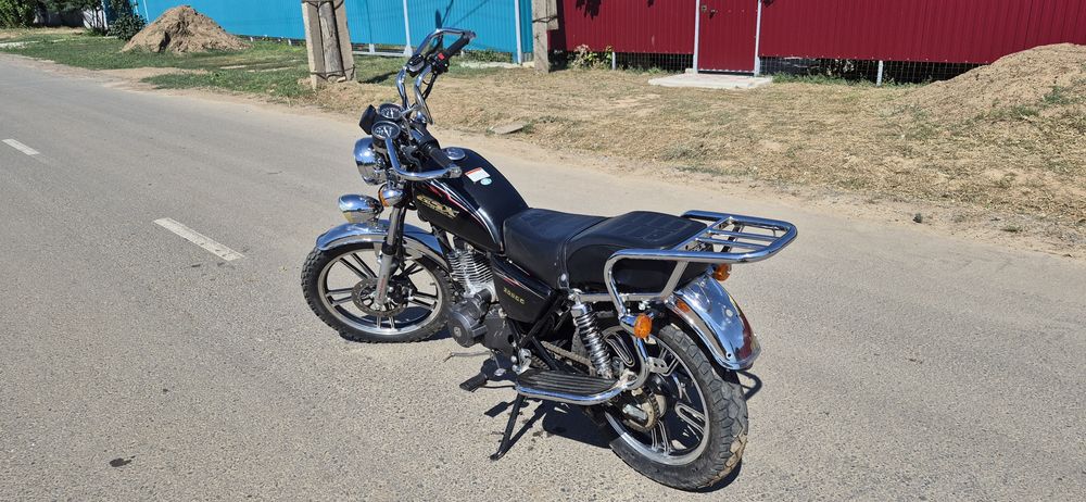 Продам мотоцикл Suzuki GSX 200
