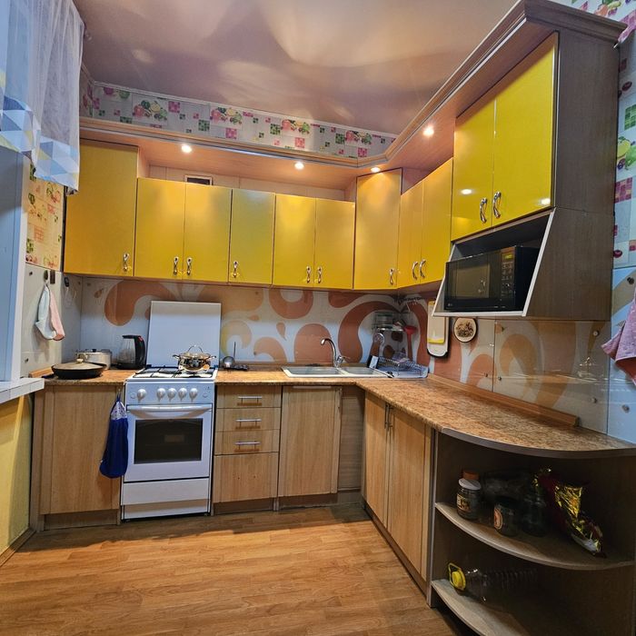 Кухонный гарнитур