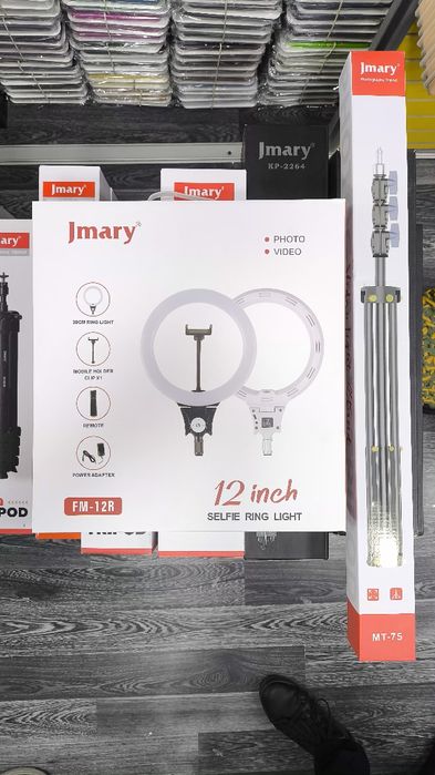 Fm 12 R lampa_  лампа для съёмок.