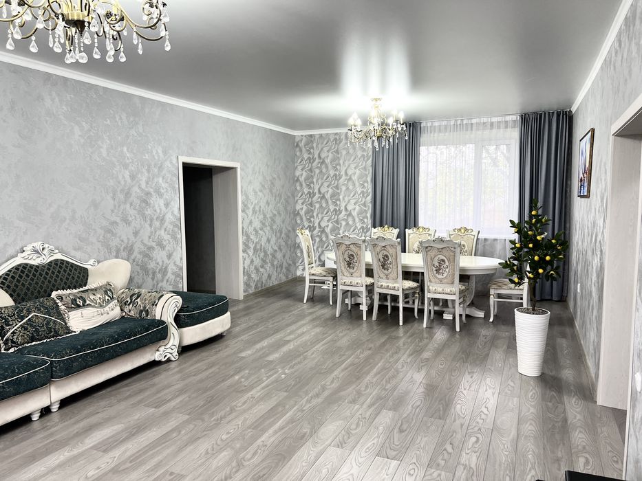 Продам коттедж 410 кв.м. 4 уровня