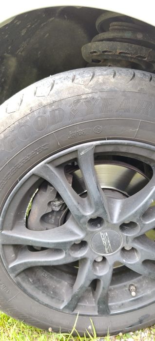 Renault  Megane în stare fff bună, 1,5 DCI, 2011, fără rugina, 212 000 reali, foarte întreținută. 3200 e negociabil în limita bunului simț.