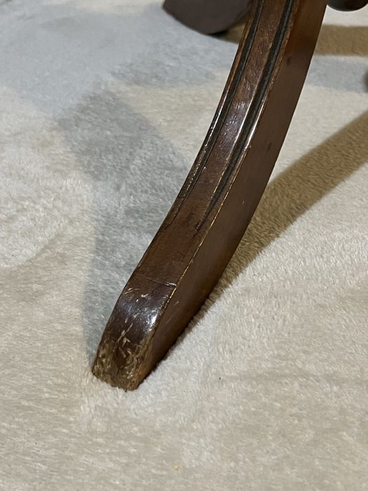 Махагонова маса Англия