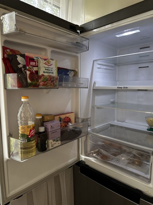 Продам холодильник Samsung — 65 000 ₸