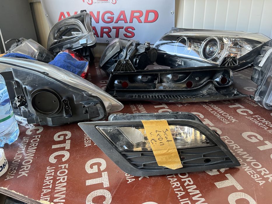 Халоген Seat Leon 2013-