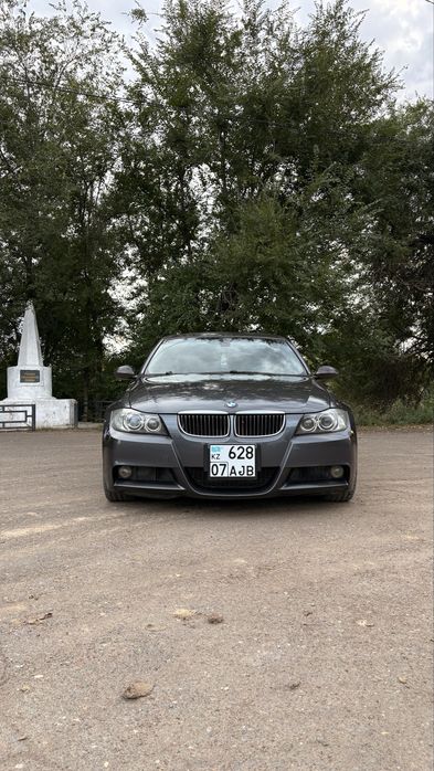 Продам BMW 3 серия 2005г