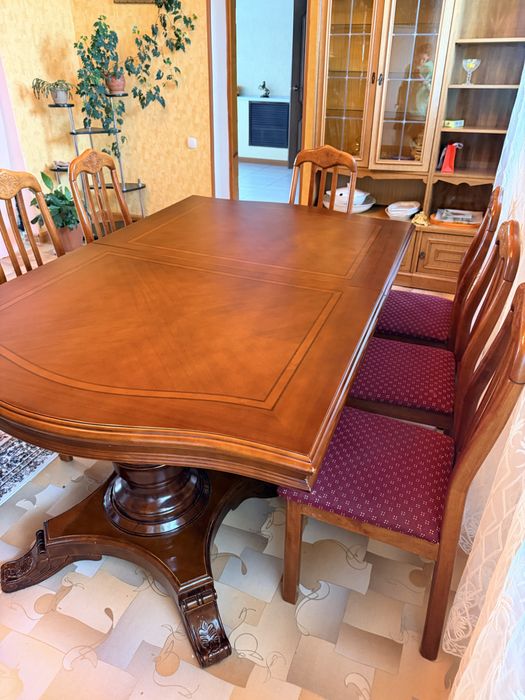 Продам стол со стульями