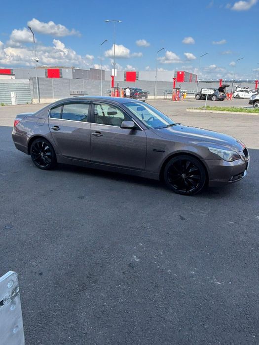 BMW 5 Series 2004 — imagine 2