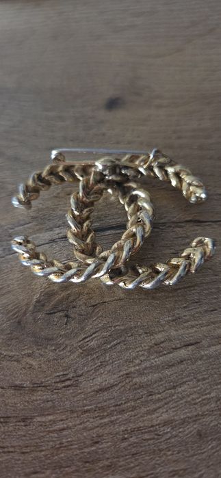 Brosa vintage inspiratie designer