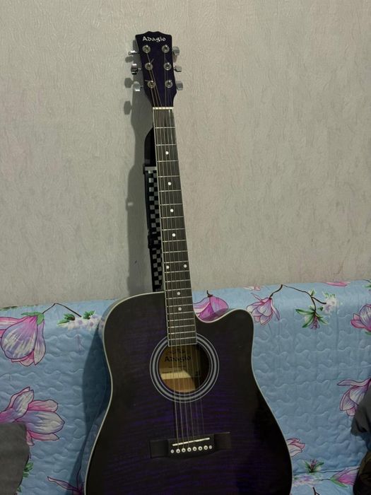 Аккустическая гитара