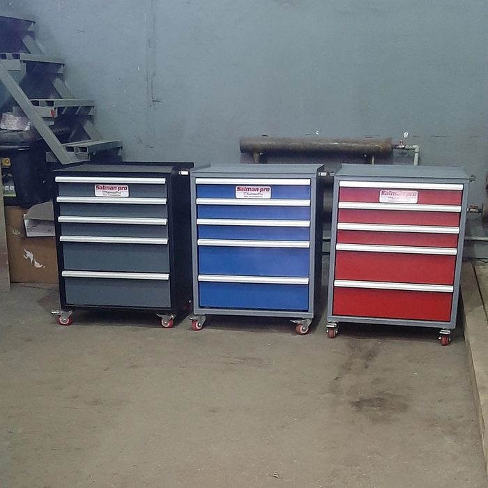 Инструментальные тележки