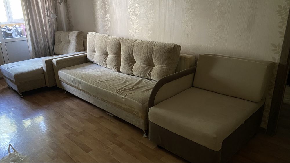 Отдам бесплатно диван и тахту