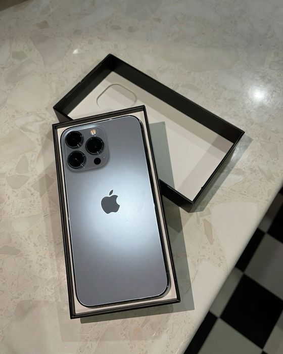 Iphone 13pro/ 256гб