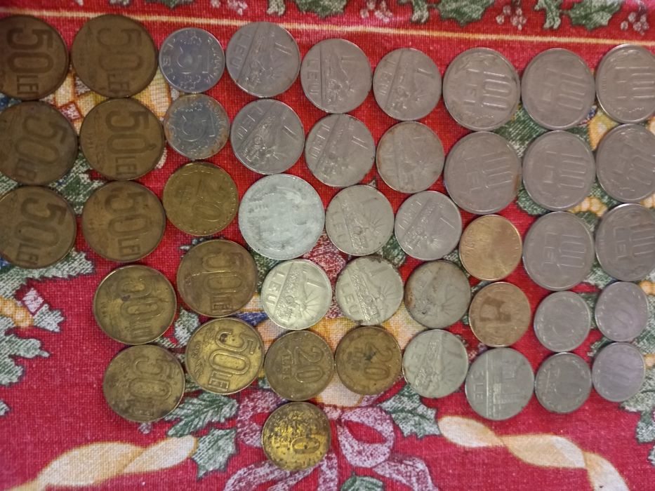 Vind monezi vechi de 1. 3. 5. 10..100. 50.