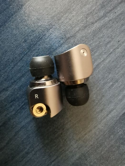 Casti IEM  Panasonic  RP- HDE10