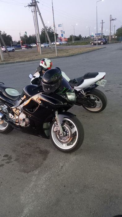 Продам Кавасаки зх400