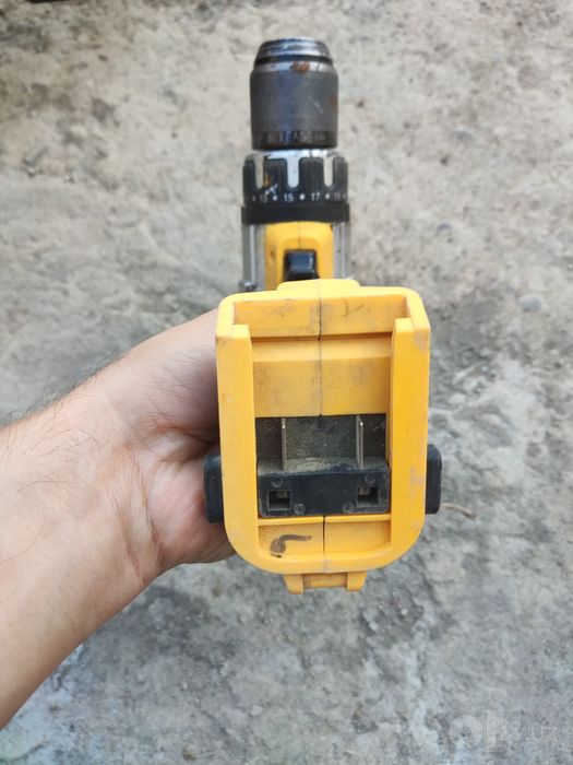 DeWalt 701 sotiladi