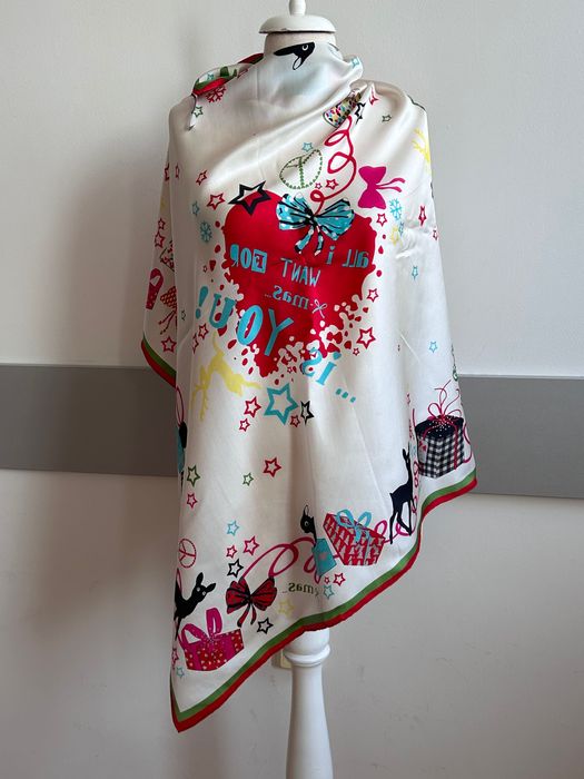 Codello silky scarf копринен цветен шал