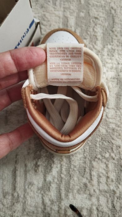 Детская кроссовка