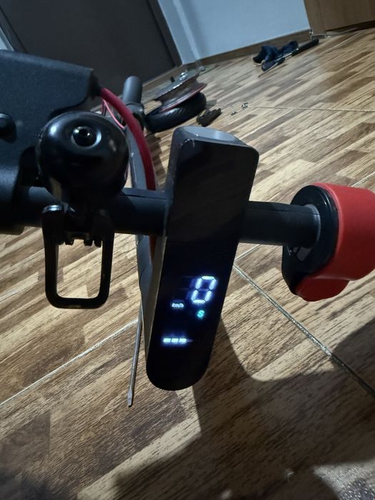 Xiaomi Mi Electric Scooter Pro 2