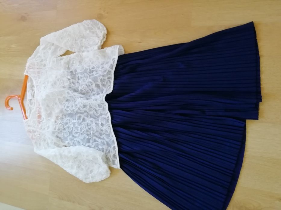 Лот от дрешки за принцеса 8-9г.