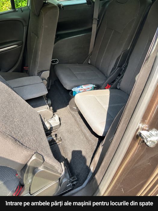 Opel Zafira 7 locuri