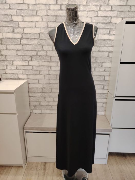 Продам платья ежедневные, вечерние