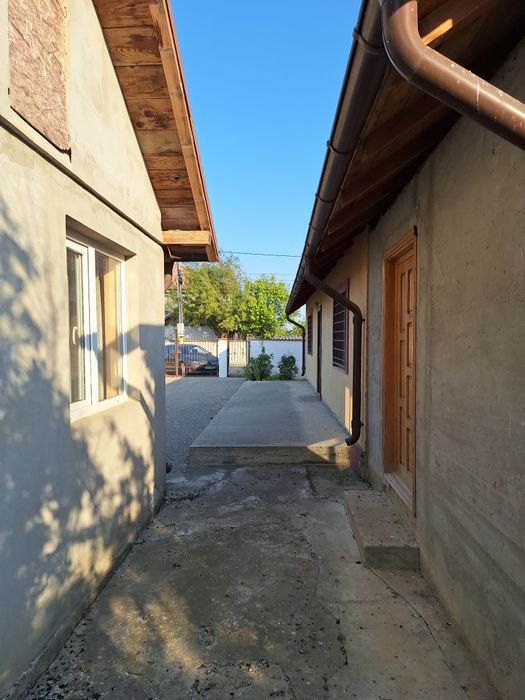 Casa Vulturu Vrancea Vând ,schimb cu garsoniera, apartament Focsani