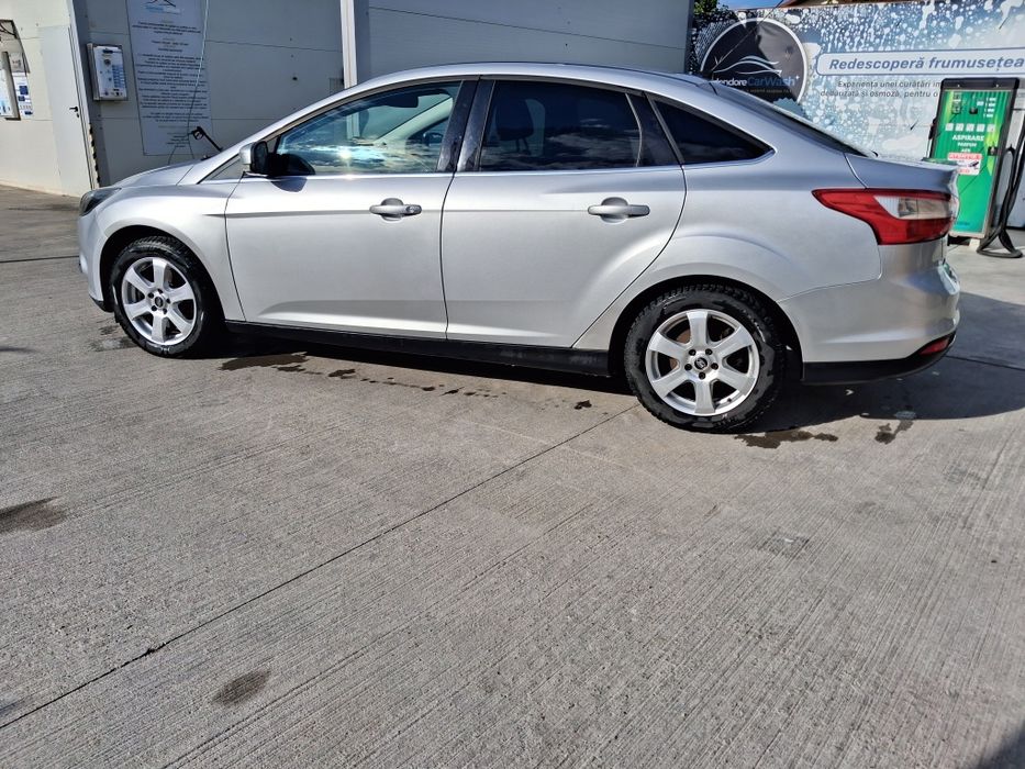 Ford Focus 16 Benzină 2012