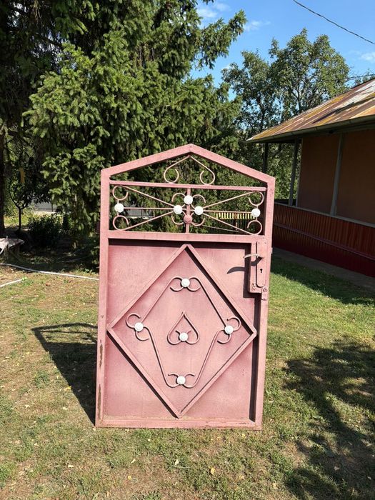 Porți metalice pentru curte