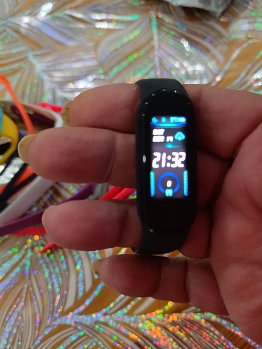 Фитнес гривна Xiaomi MI Band 5