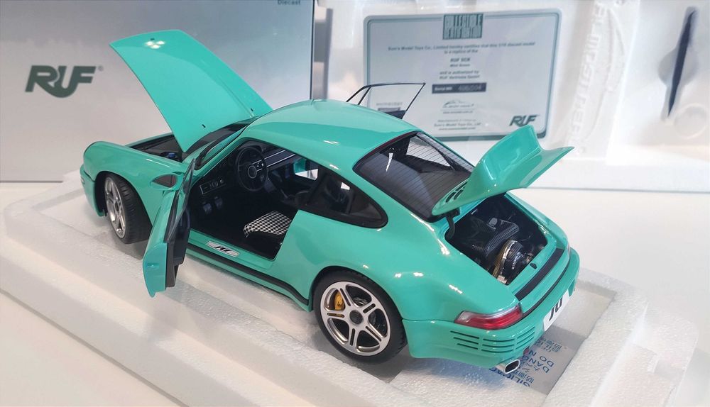 RUF SCR - 1:18 Almost Real